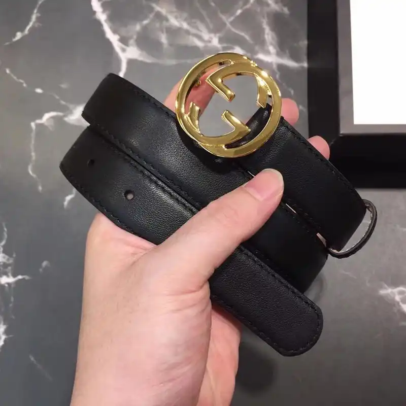 G*u*i s belte 1905bl0157