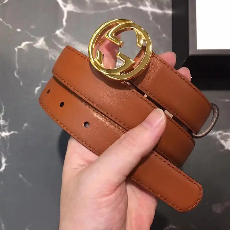 G*u*i s belte 1905bl0161