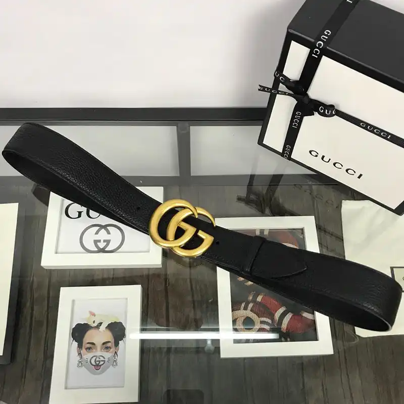 G*u*i s belte 1905bl0194