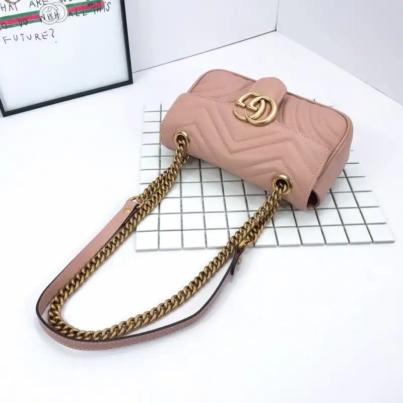 G*u*i bags 19b57g0008