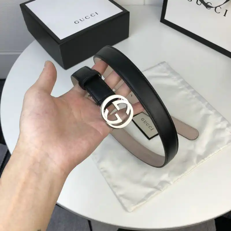 G*u*i s belt 2009xf0027