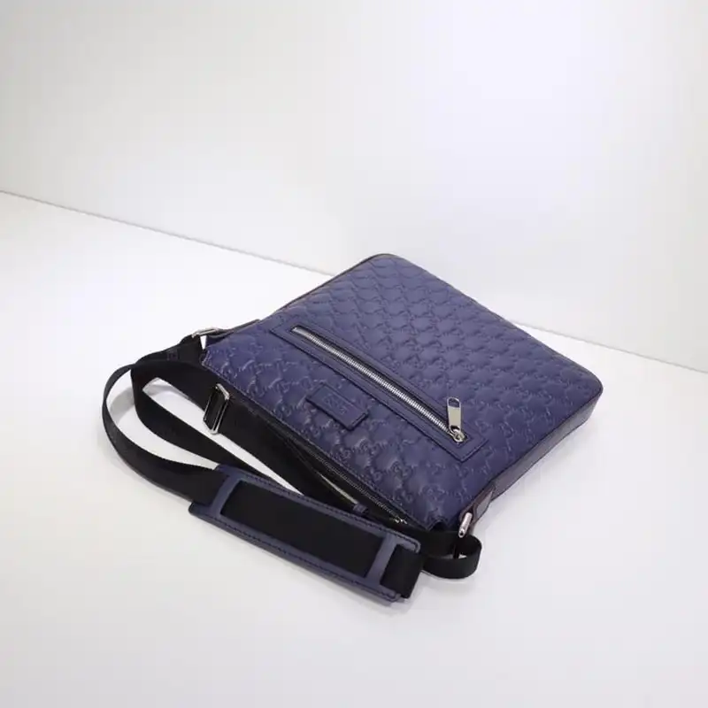 G*u*i crossbody bag 19gm0049