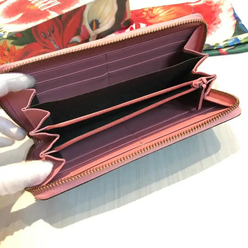 G*u*i bags 20guc0211