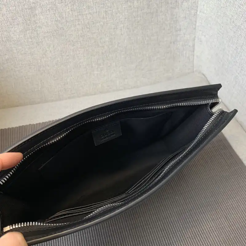 G*u*i bags 2104dj0111