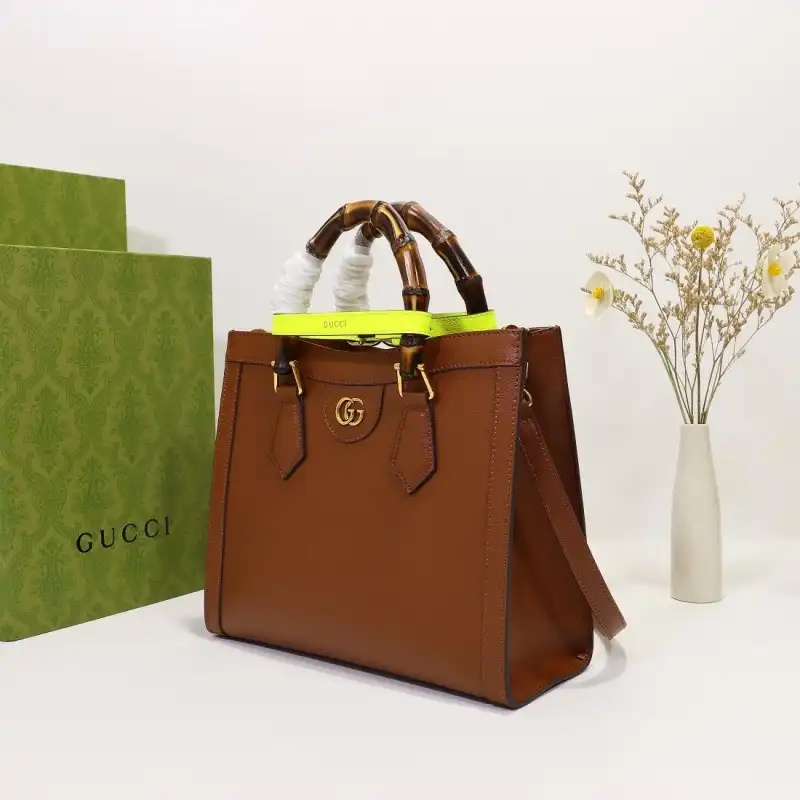 G*u*i s bags 2108dj0081