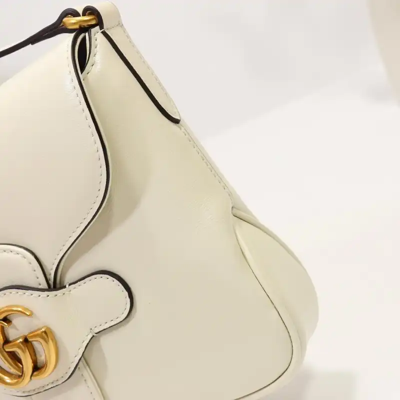 G*u*i s bags 2108dj0088