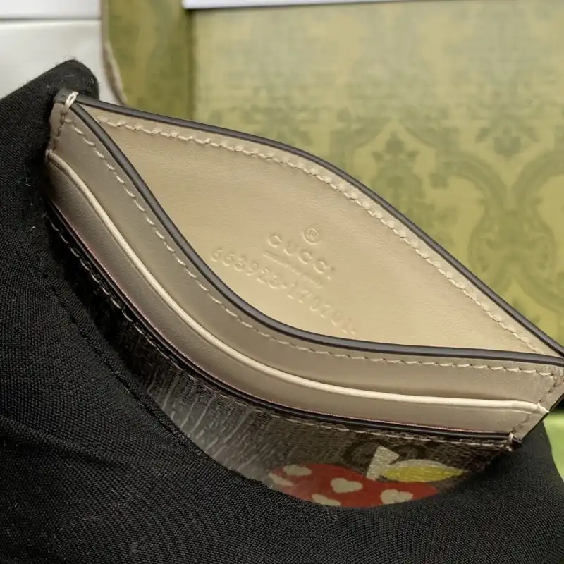 G*u*i s bags 2108ya0081