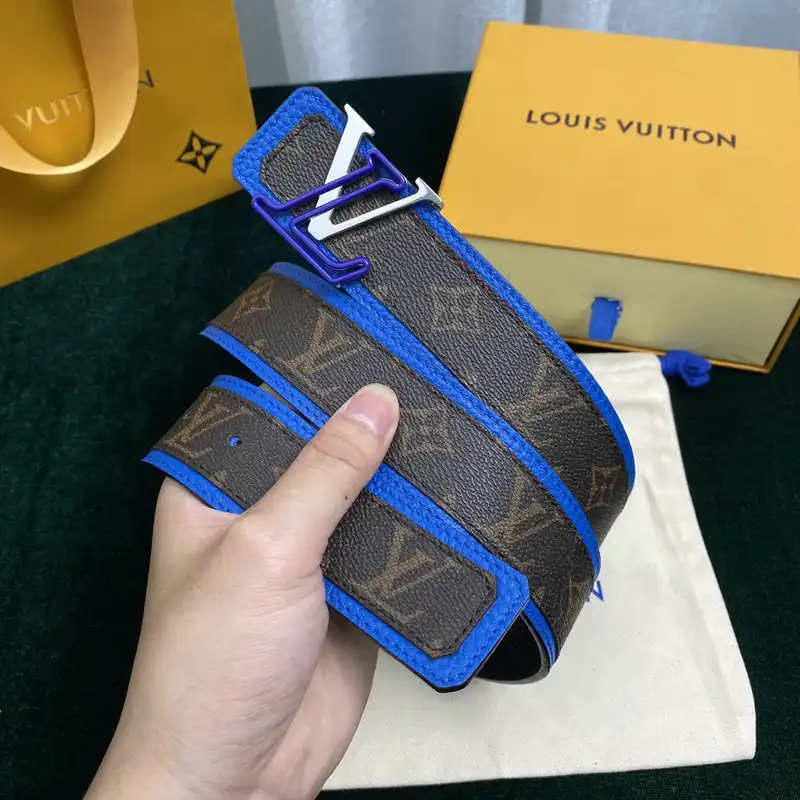 LV Belts 2204XA0075