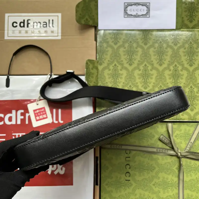 G*u*i bag 2208ya0002