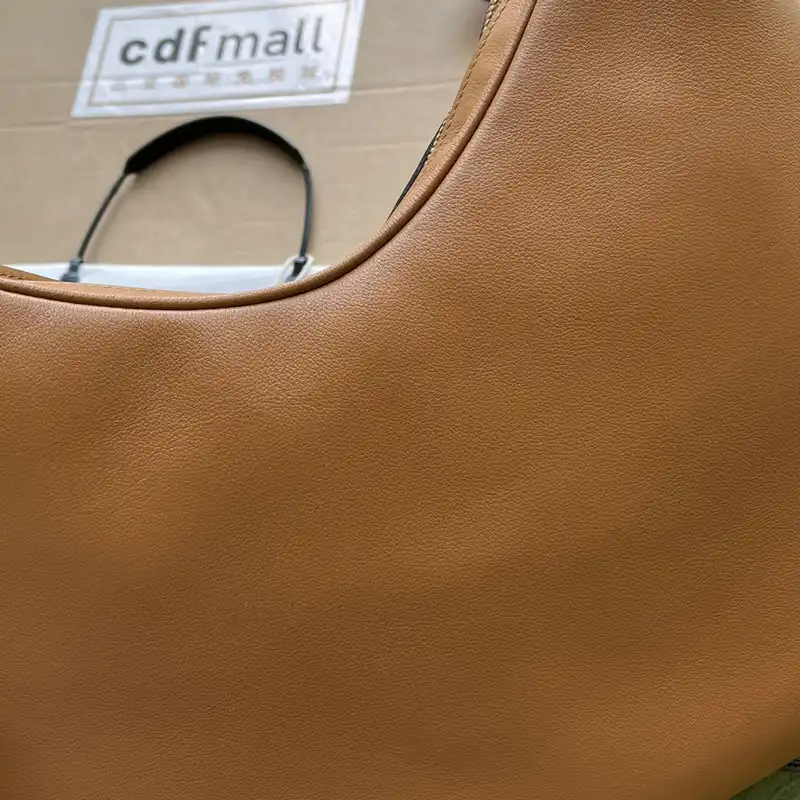 G*u*i bag 2208ya0004