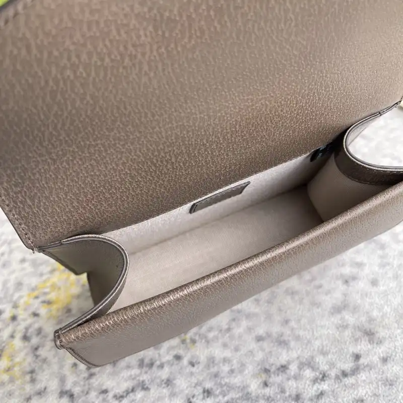 G*u*i bag 2210dj0015