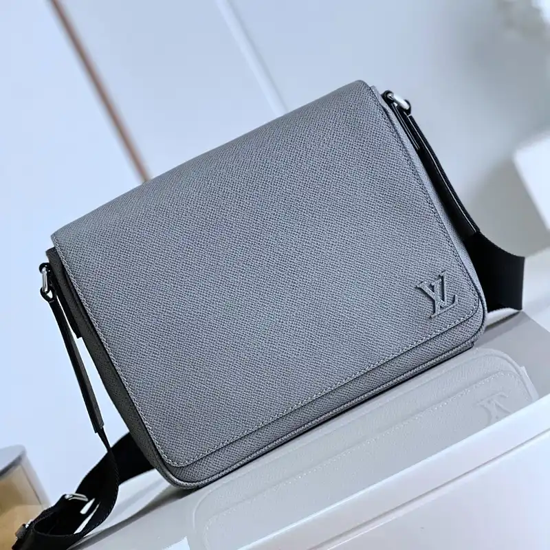 LV Bag 2210YA0087