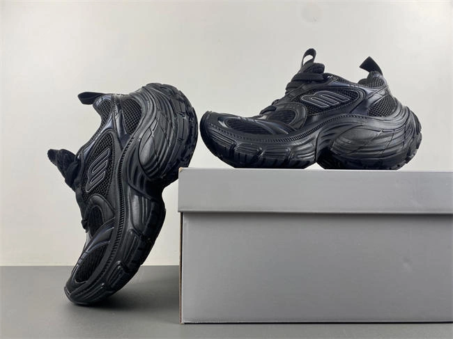 Breathable 784342 W2MVZ 1010  Balenciaga 4341