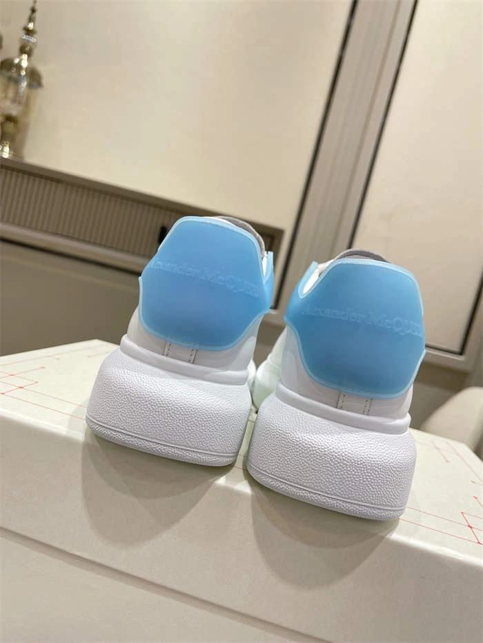 SunProtective Alexander McQueen Oversized 2574