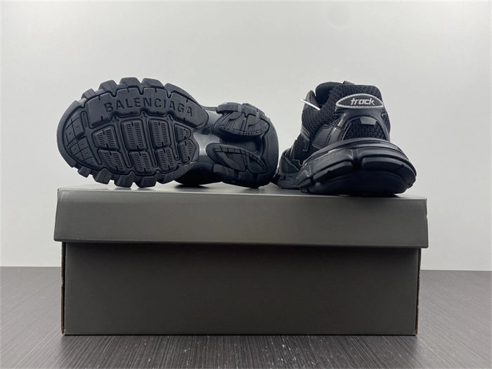 BLCG TRACK SNEAKER 700875 W3RF1 Original 4470