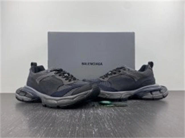NewStyle Balenciaga 759692 W3XLH 4358