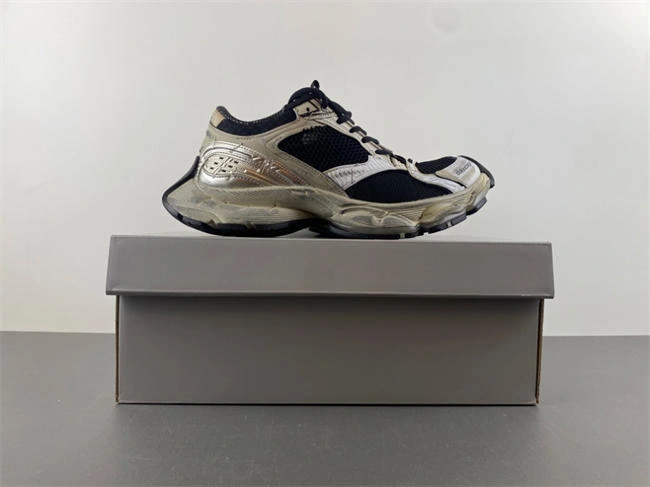 Balenciaga 803681-W3ST4- Sleek 4276