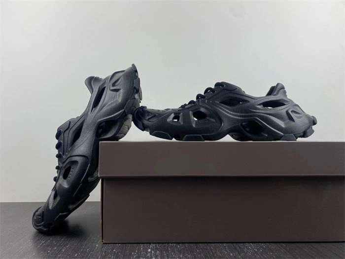 Balenciaga HD Lace Up Black 702421W3CES Unisex 5582