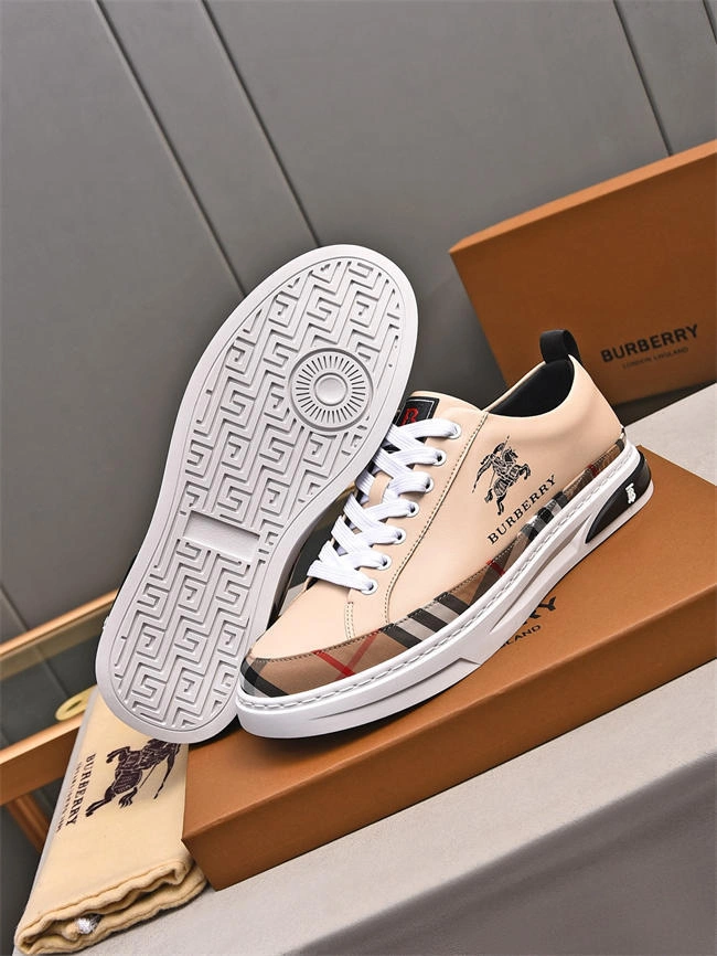 Breathable Burberry Sneaker 2621