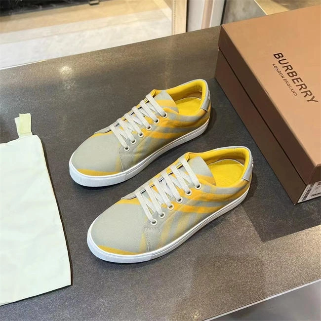 FlexibleFit Burberry Sneaker 2619