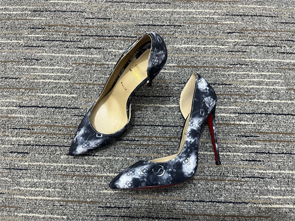 Sophisticated CL 2950