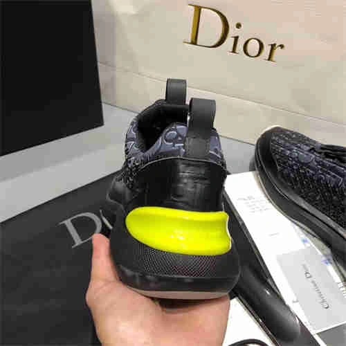 Affordable DR Sneaker 1200