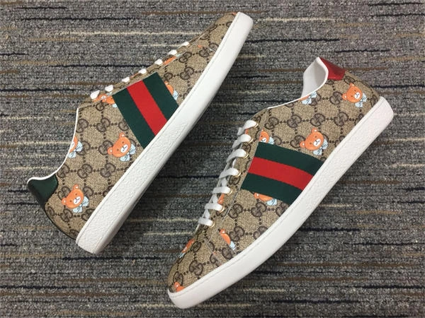 G*u*i ace sneaker zipup 130