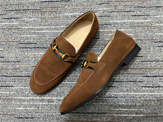 allseason G*u*i loafer 344