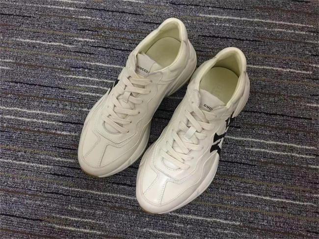 G*u*i rhyton sneaker thermal 256