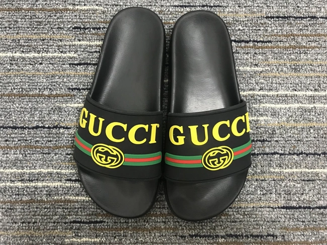 G*u*i slide durable 448