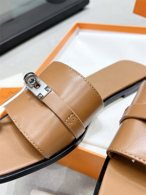 Elegant H Slipper 2372