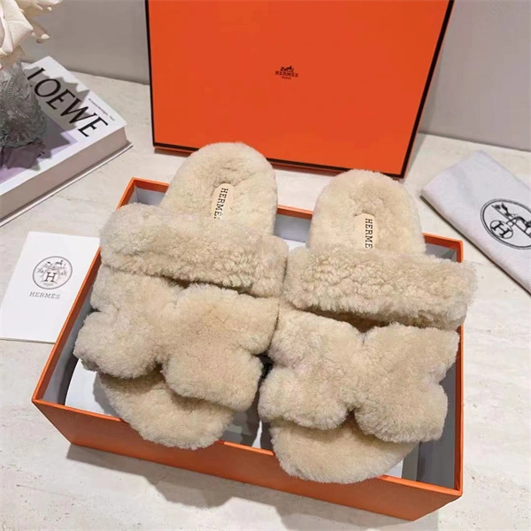 Efficient H Slipper 2380