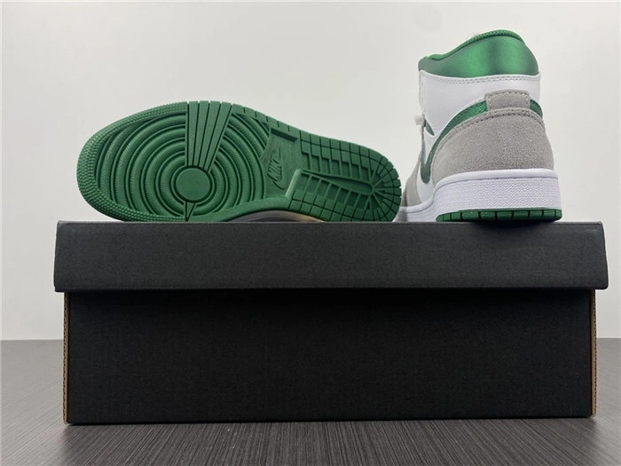 Jordan1 Mid SE Grey Green DC7294- Comfortable 3705