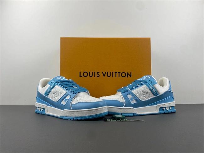 Comfortable Louis Vuitton LV trainer 2119
