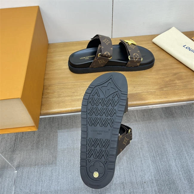 BestValue Lv Slipper 5556