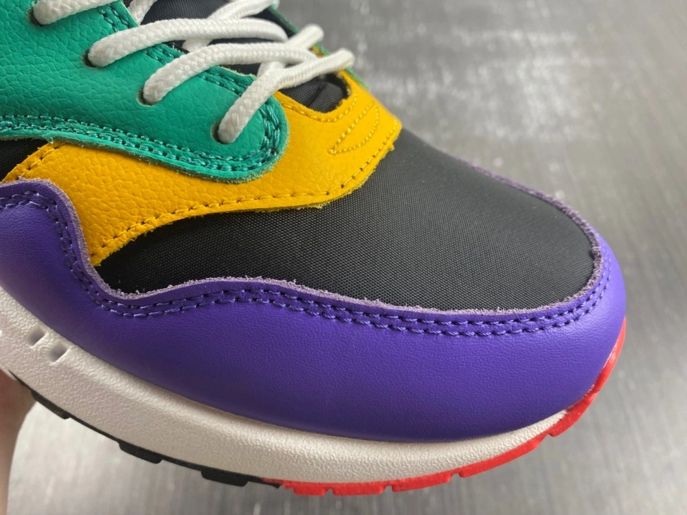 Nike Air Max 1Windbreaker  AO1021- WeatherProof 5173