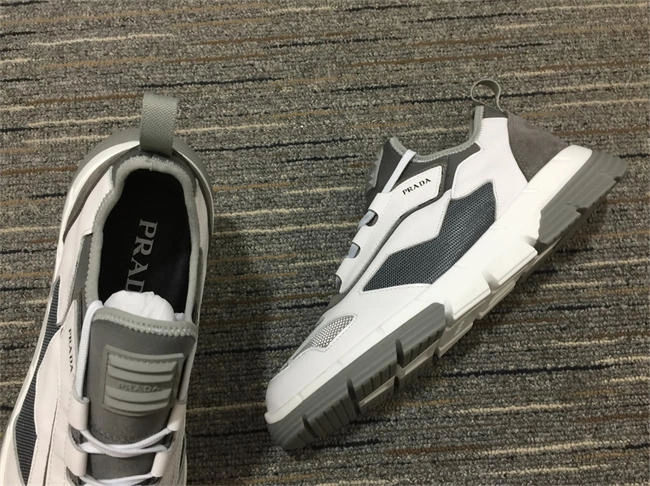 Prada Sneaker Soft 3380