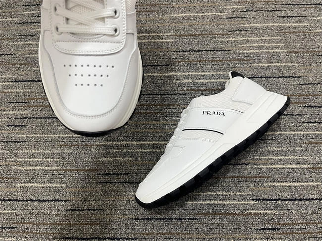 Stretchable Prada Sneaker 3362